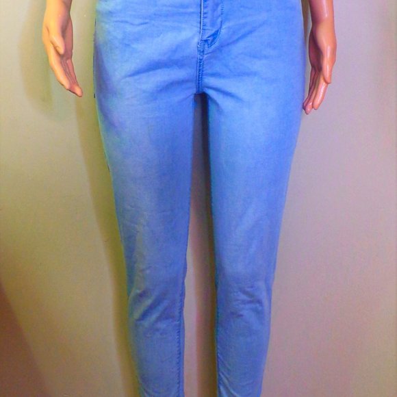 **Light Blue Jeans** Size 13. Light Wash Women - Picture 2 of 5